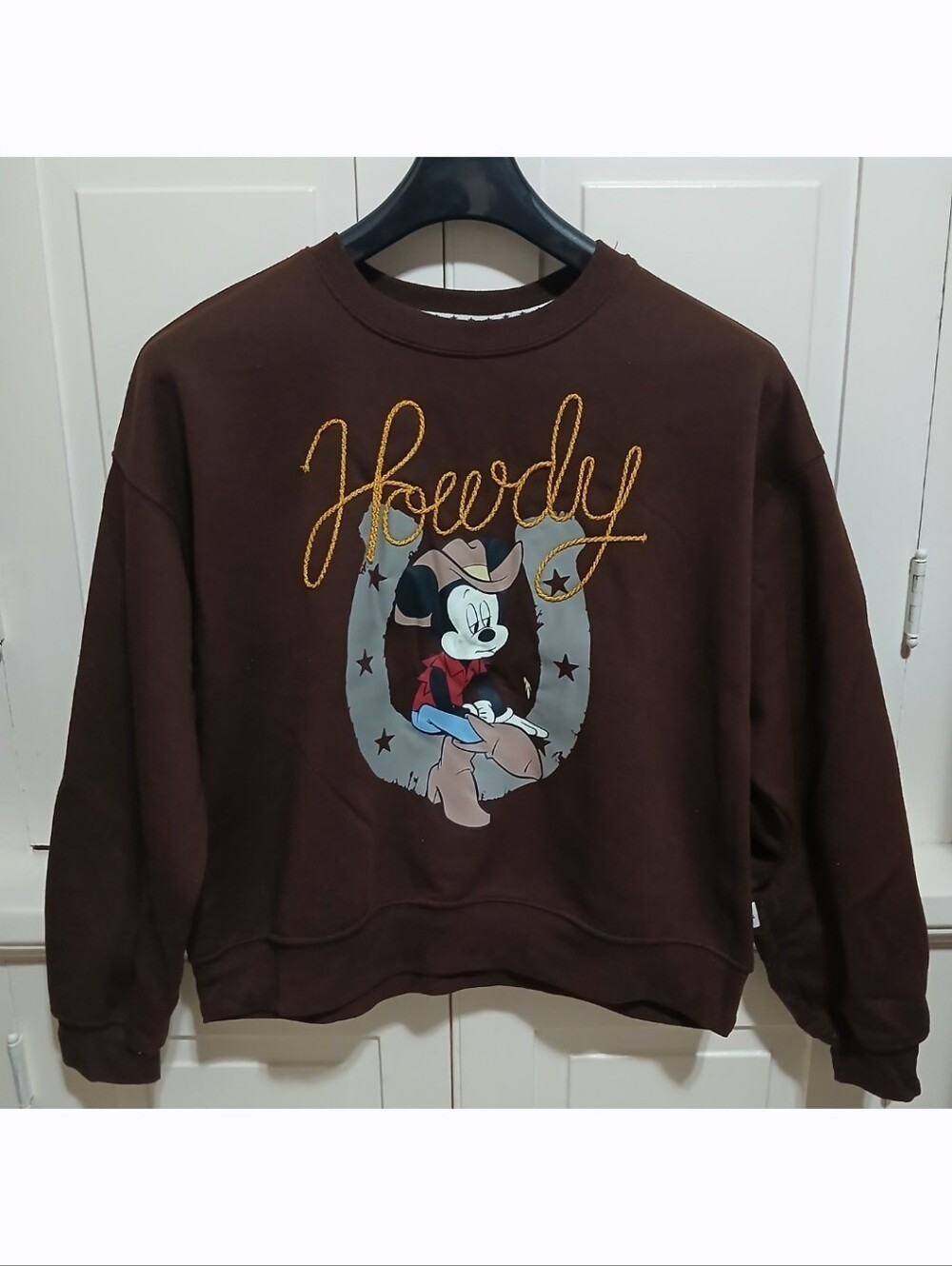Disney Mickey Mouse Womens Brown Howdy Horse Shoe Graphic Sweatshirt Size XL Top